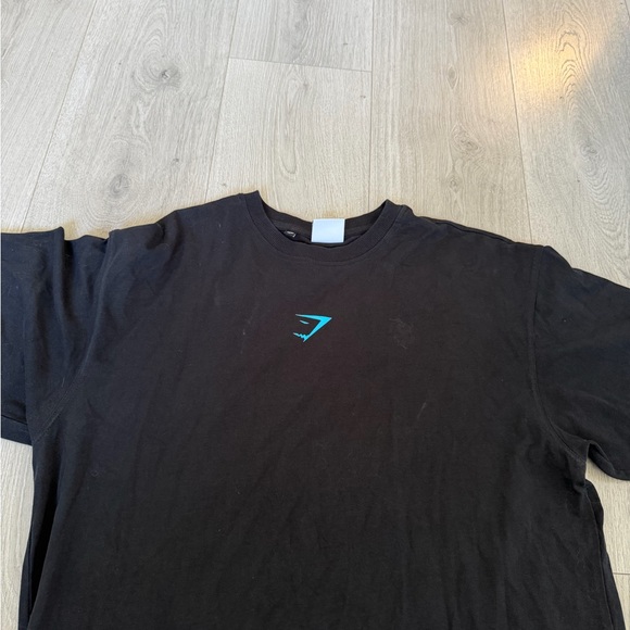 Gymshark Black Oversized Tee with Vibrant Blue Lettering - Picture 3 of 4